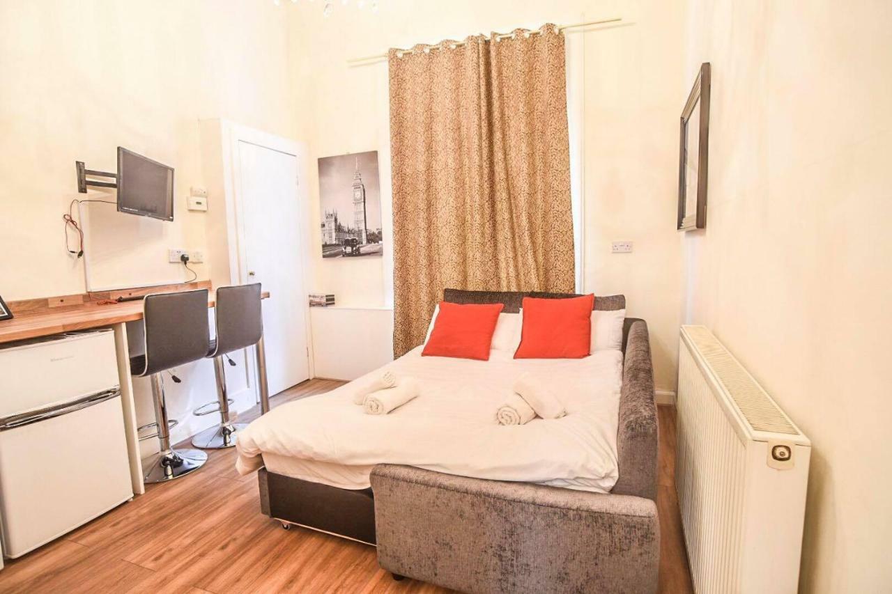 Edinburgh Ground Floor City Centre Flat Close To Princess Street Bagian luar foto