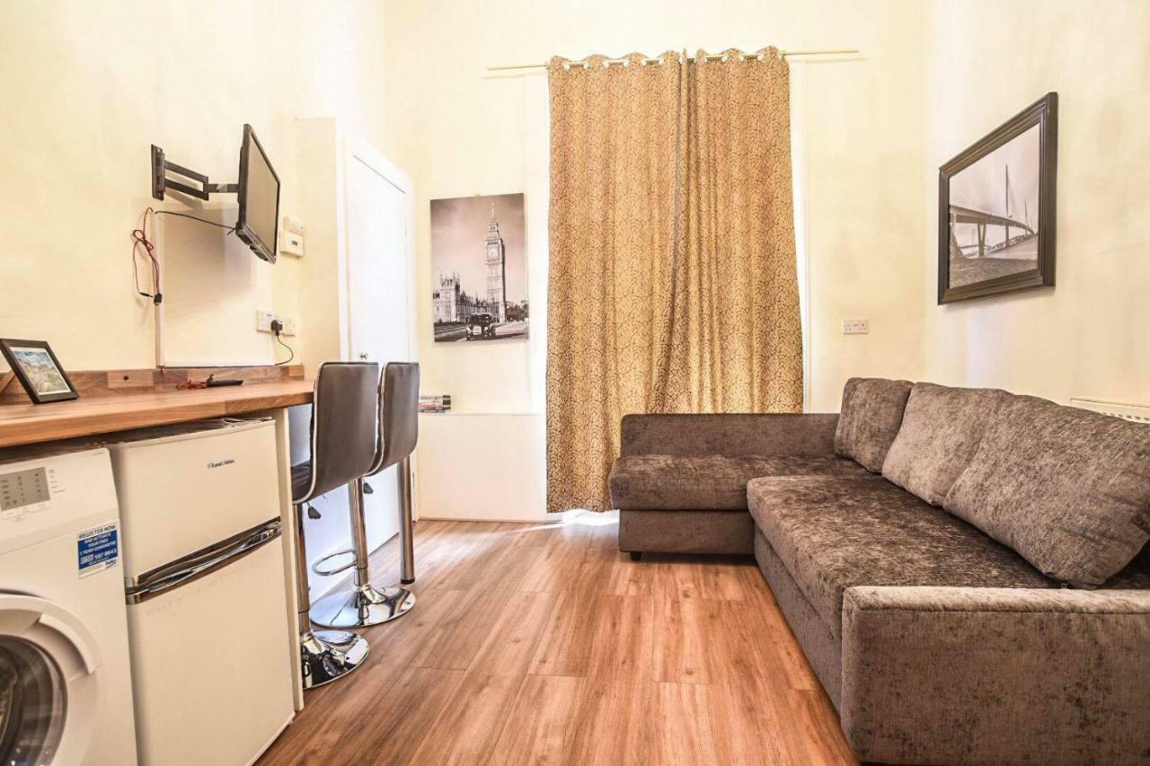 Edinburgh Ground Floor City Centre Flat Close To Princess Street Bagian luar foto